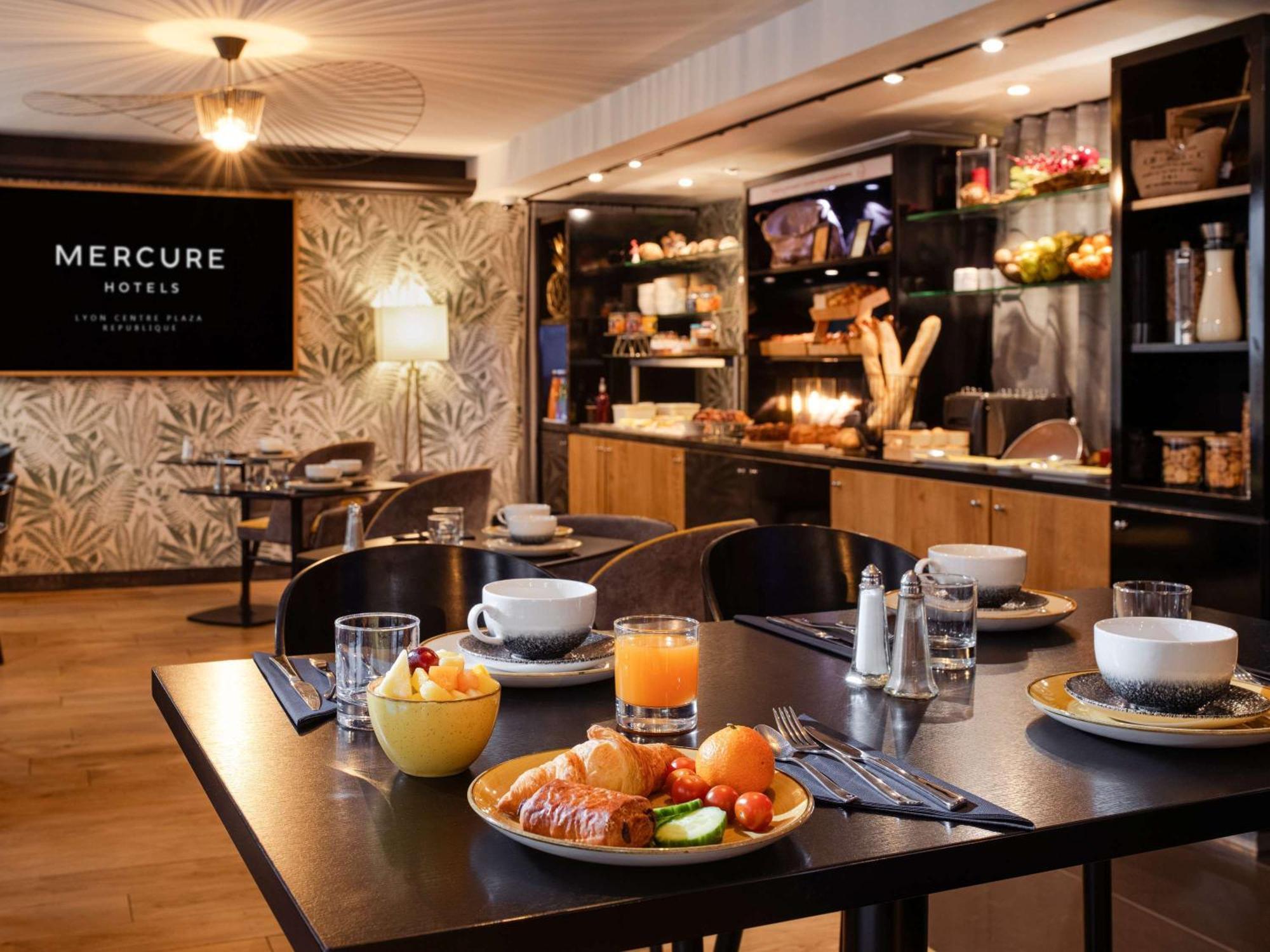 Mercure Lyon Centre Plaza Republique Ngoại thất bức ảnh
